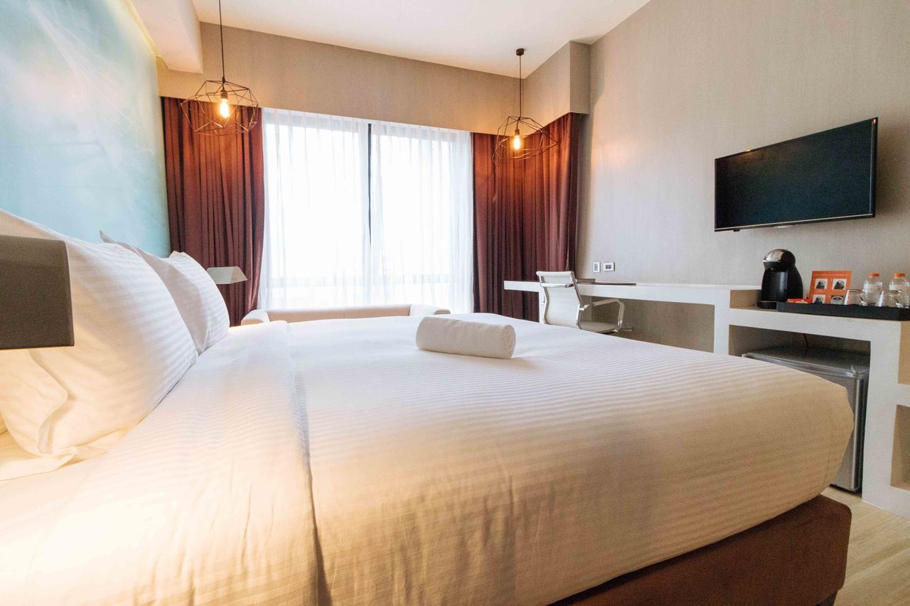 Maxx Hotel Makati Makati City Exterior photo