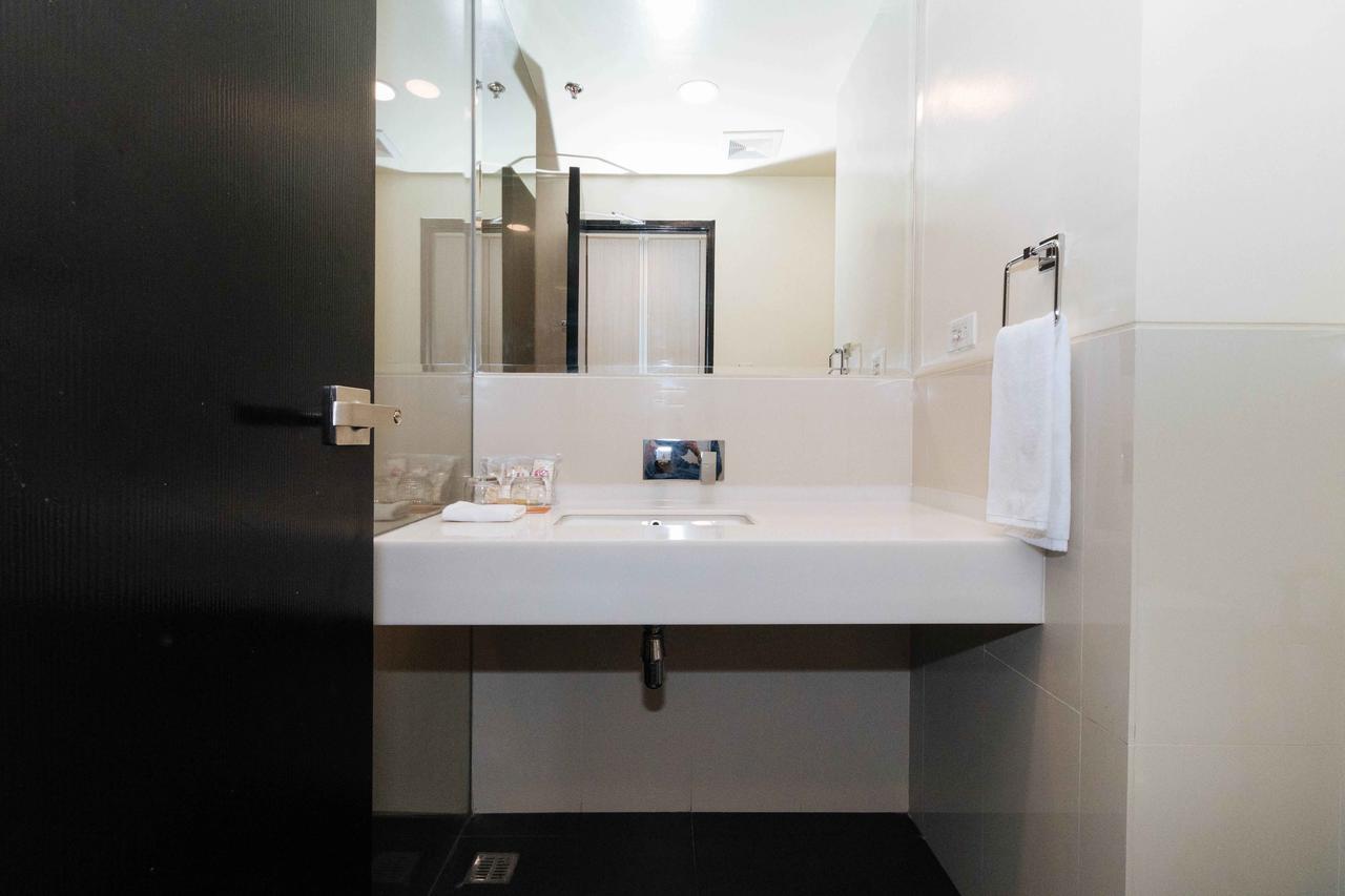 Maxx Hotel Makati Makati City Exterior photo